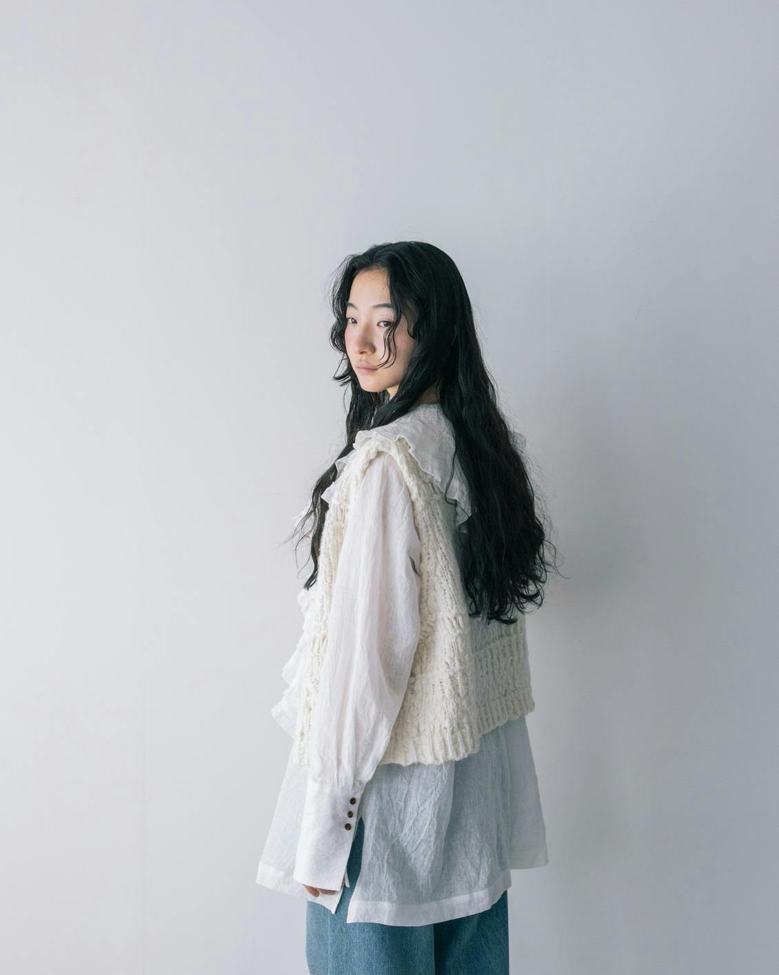 ワードローブを新鮮に」ウール混のチャンキーニットベスト - 北欧