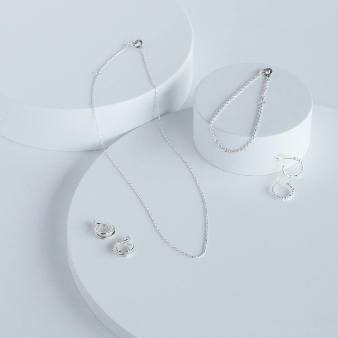 KAORU / チェーンネックレス / シルバー - 北欧、暮らしの道具店