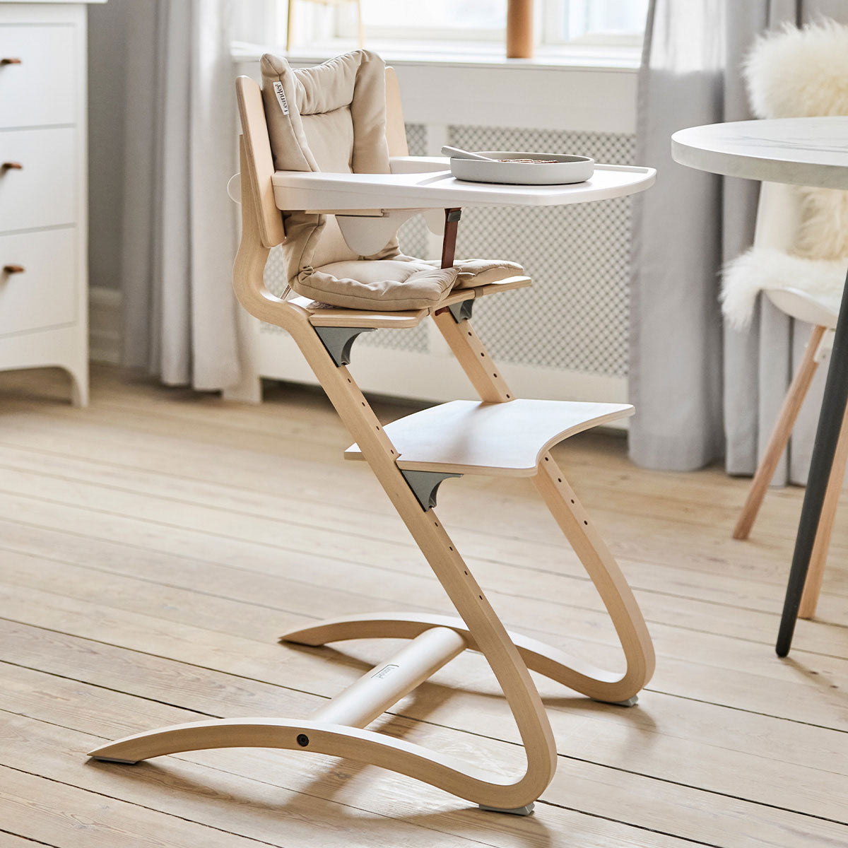 正規取扱店/8年保証】Leander リエンダー ハイチェア Classic