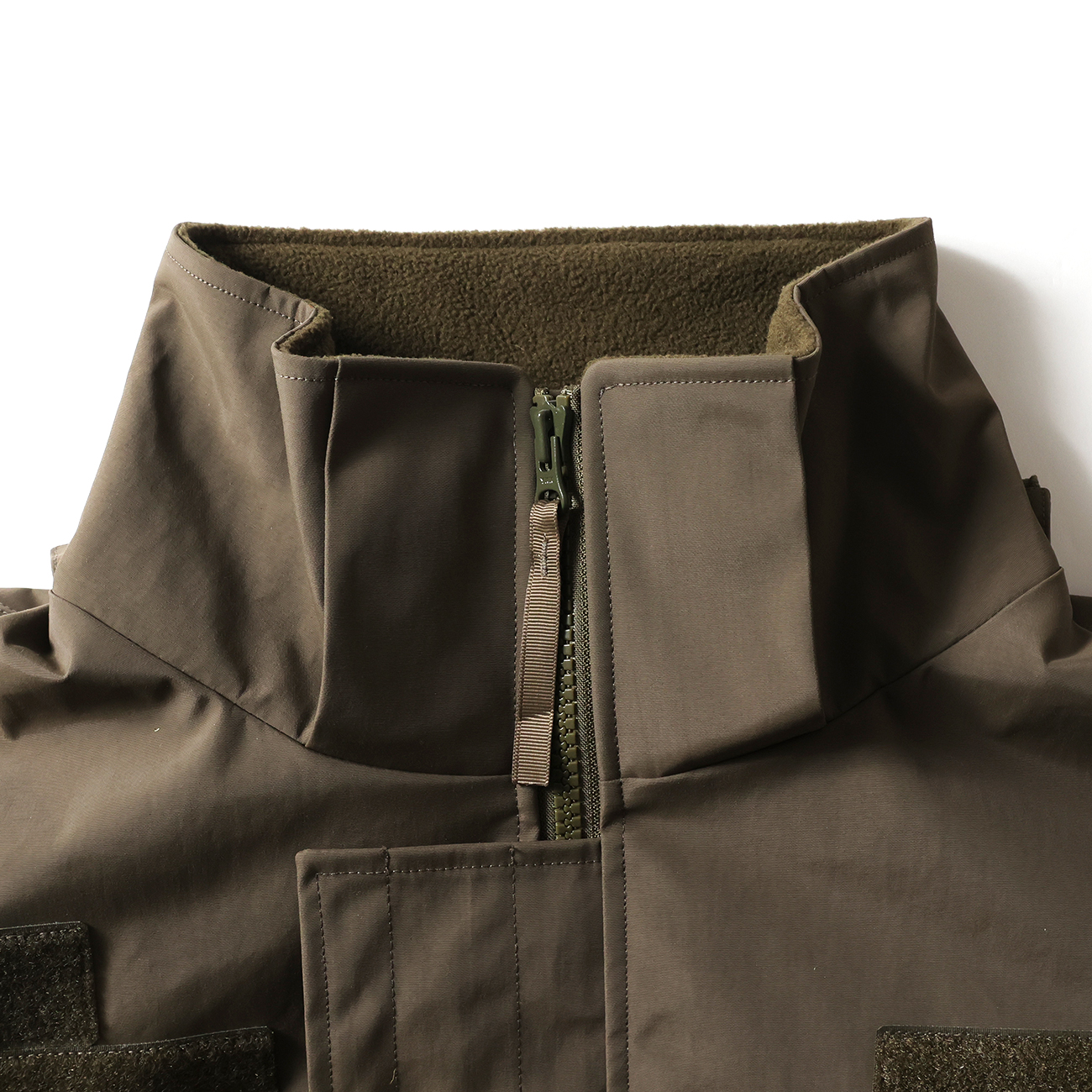 ECWCSパーカーの機能・デザインをさらに進化させた『コールドウェザー