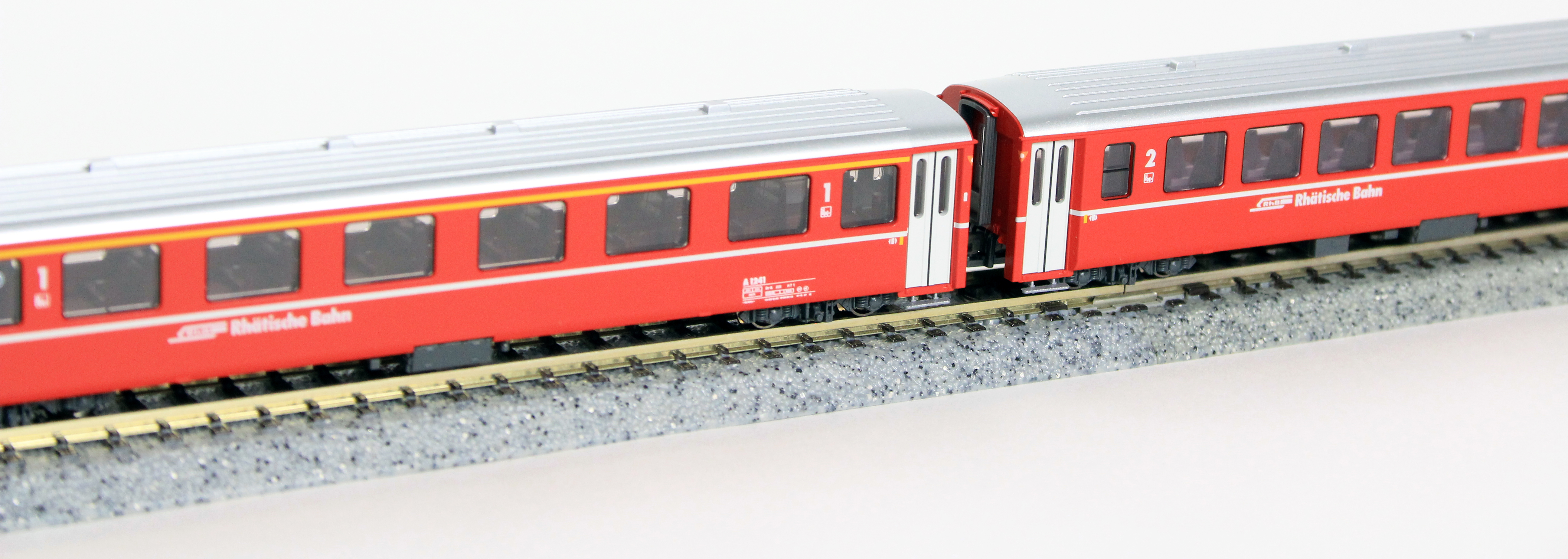 特別企画品 10-1514 Ge4/4-Ⅱ<箱根登山電車>+EW Ⅰ客車6両 N) 10-1514 Ge4/4-II「箱根登山電車」+EW I客車 3両セット【特別企画品