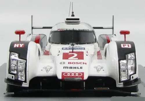 Audi R18 E-tron Quattro Winner Le Mans Miniatura Spark 1/18 Branco