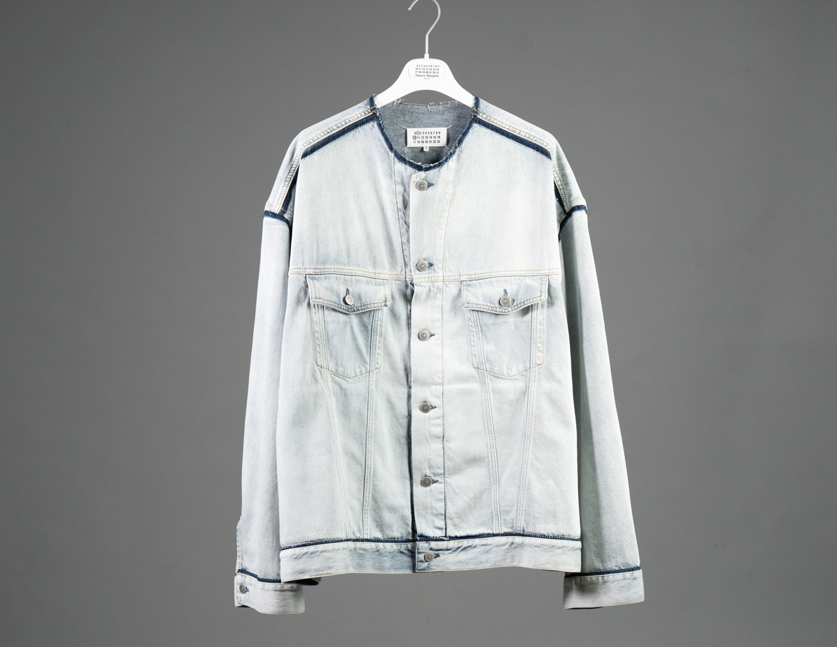 メゾンマルジェラのノーカラーデニムジャケット | HUES 福岡セレクト