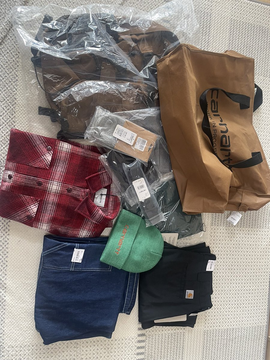 カーハート福袋[2026]の中身をネタバレします！