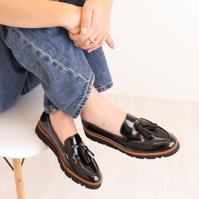 アルテミス by ダイアナ（artemis by DIANA）/【軽量】厚底タッセル