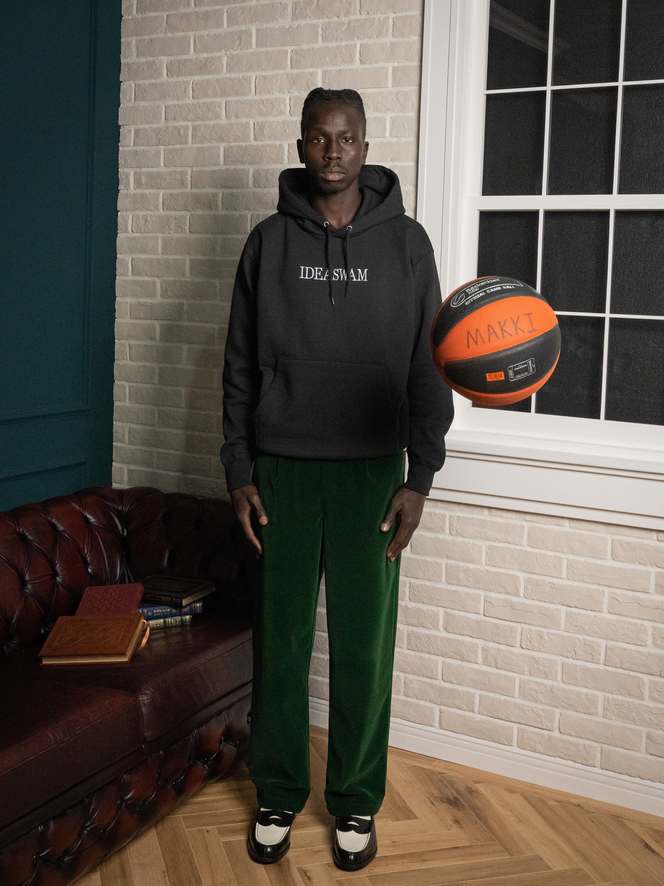 IDEASWAM LOGO HOODIE (Black)