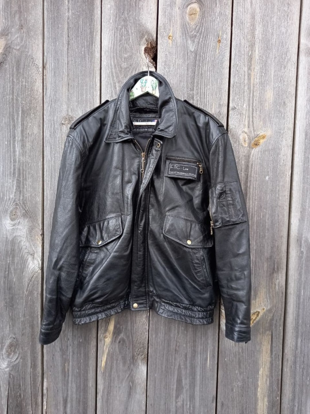90s Vintage Black Leather Aviator Jacket: Retro Motorcycle Bomber