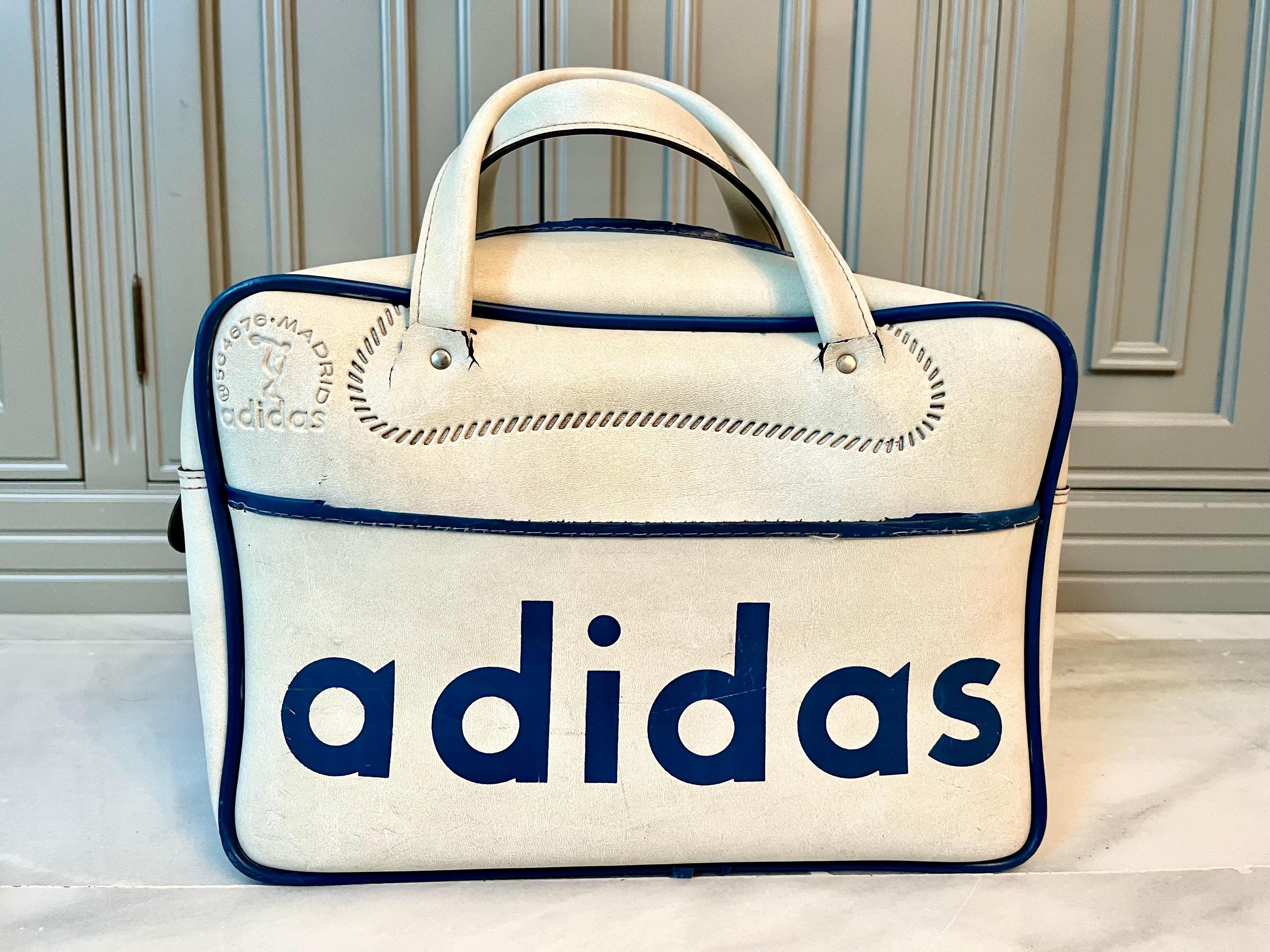 VERY RARE!! Adidas 60's Authentic Vintage Handbag Travel Gym Bag