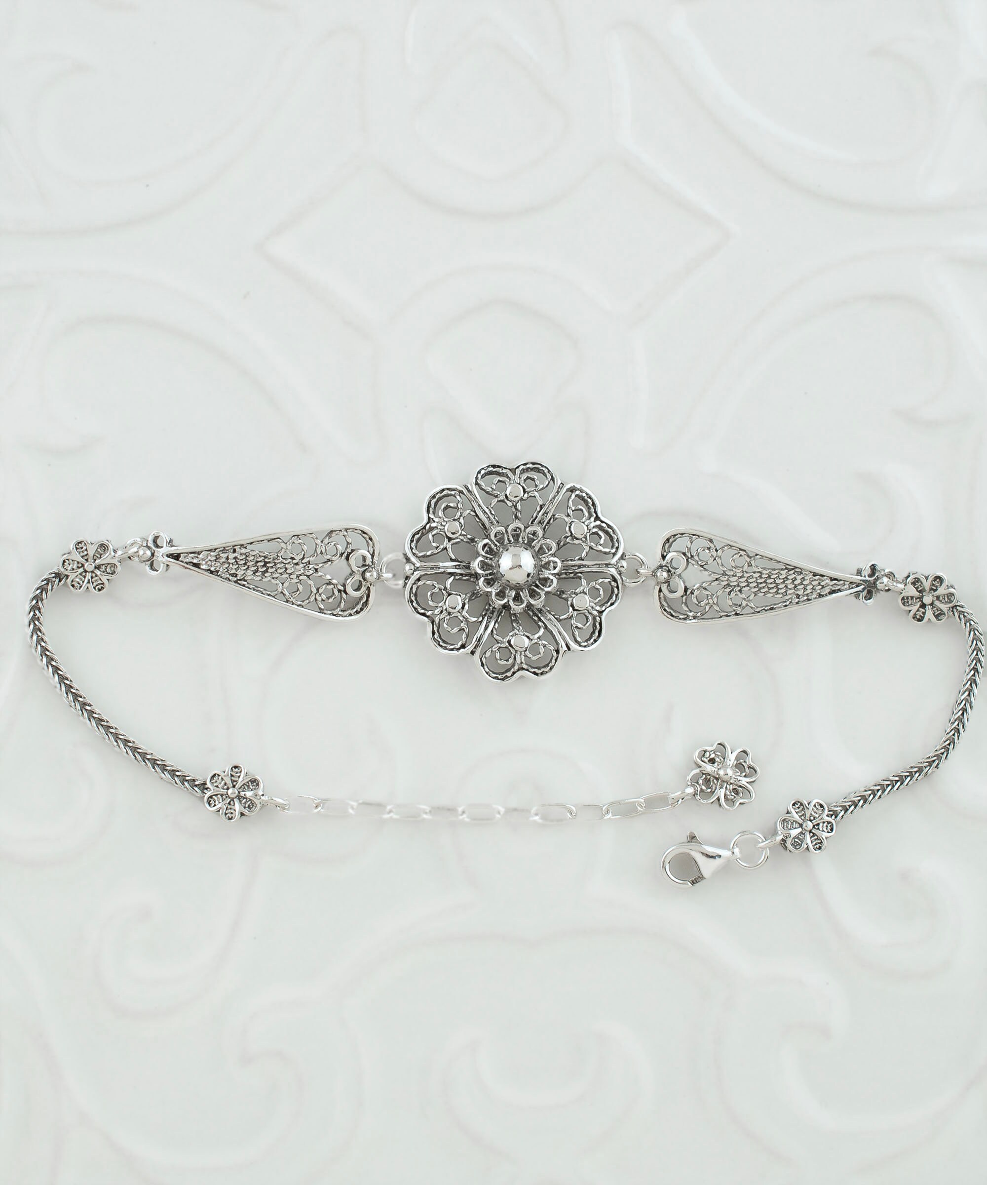 LES SIX / Flower Button Bracelet