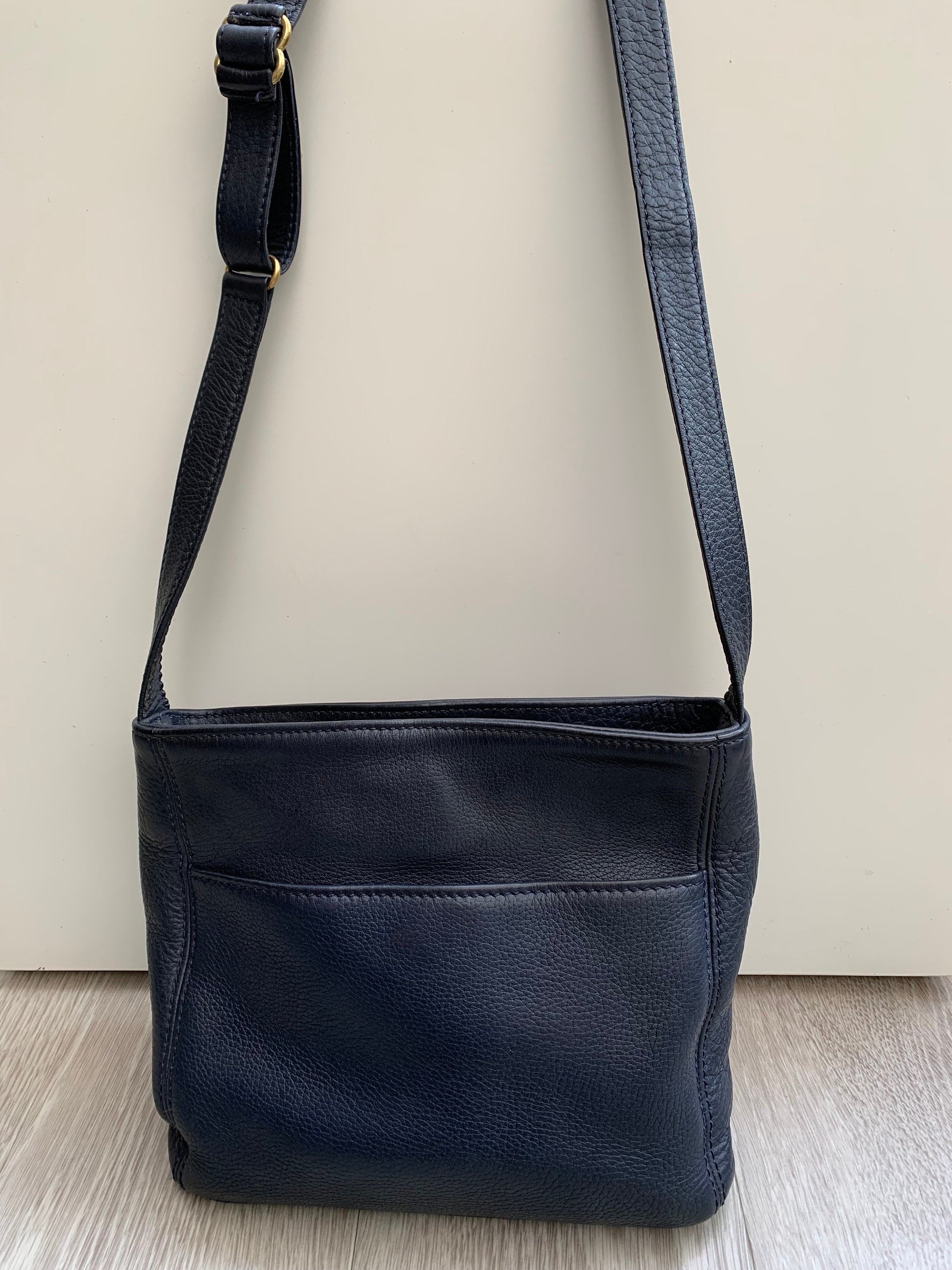 COACH Vintage Sonoma Pocket Zip Crossbody Bag in Navy Blue Pebbled