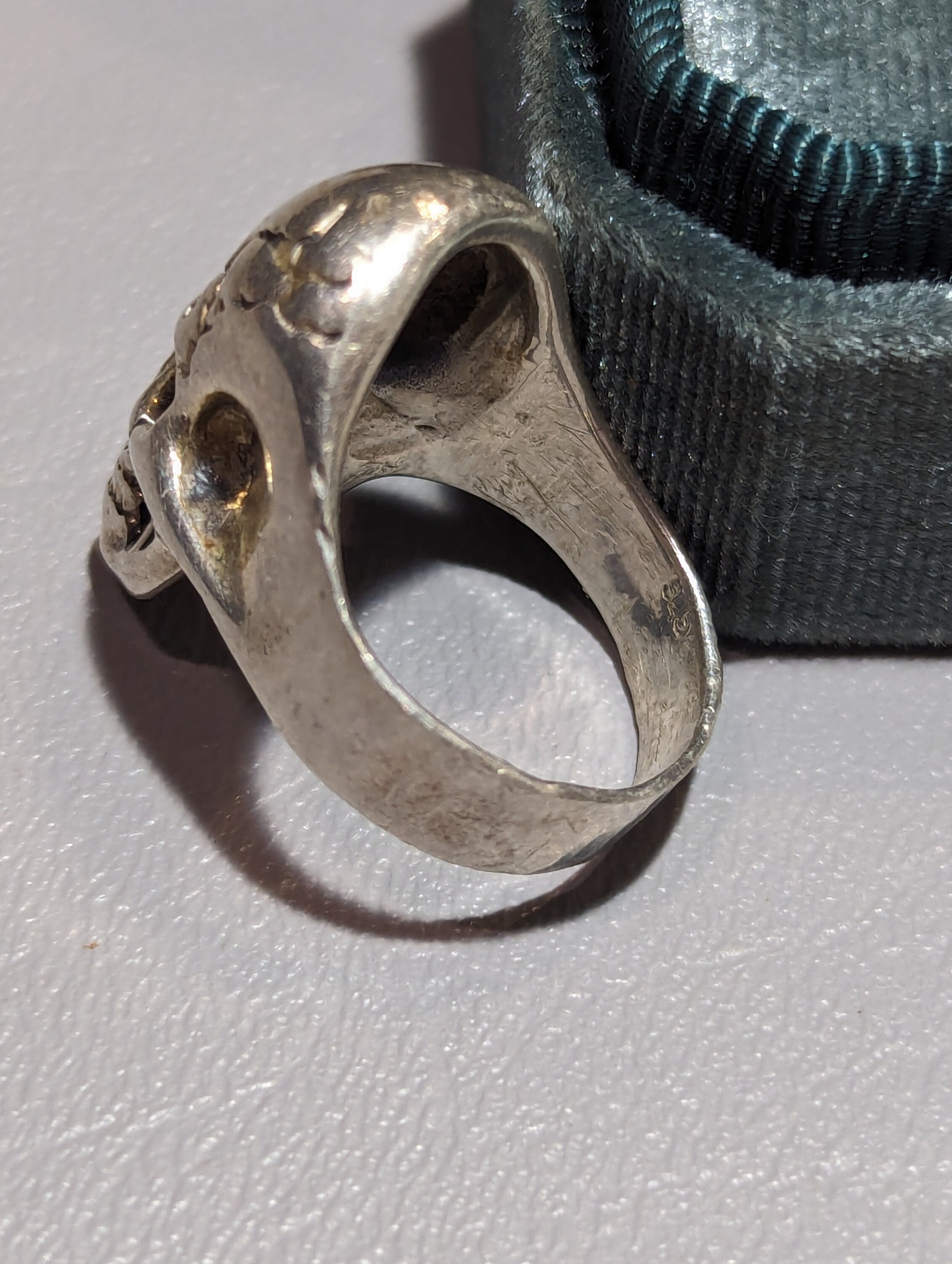 Vintage Men's Sterling Silver Biker Skull Ring - Size 10 - Gifts