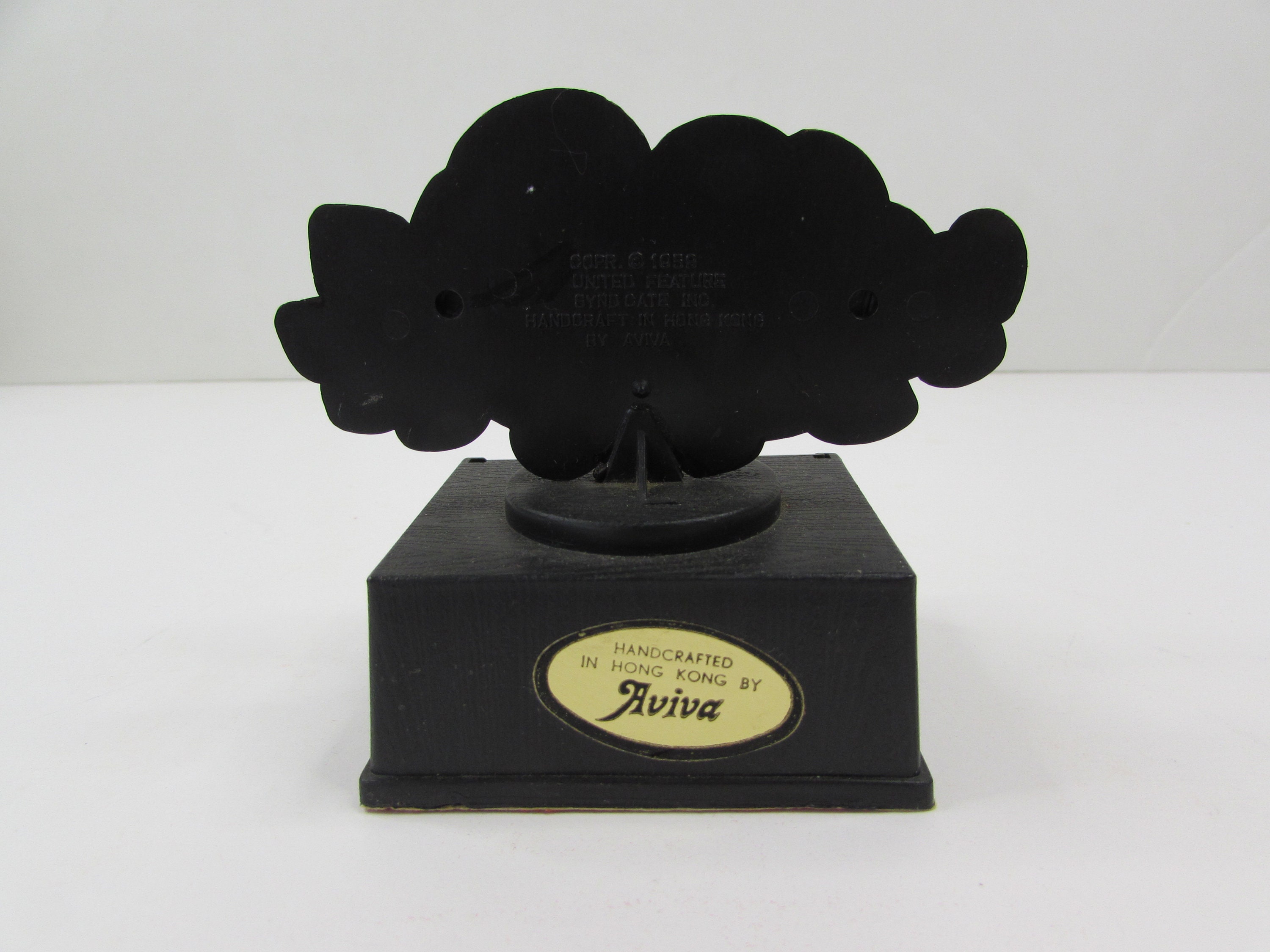 Vintage 1958 Aviva Snoopy Trophy Gram: Cold Nose, Warm Heart Award