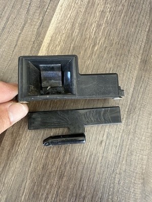 THULE ATLANTIS, EVOLUTION, SONIC ROOF BOX BOTTOM REPLACEMENT LATCH