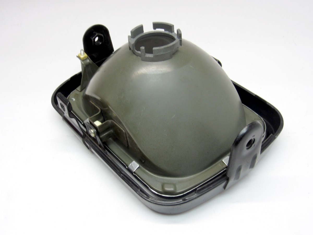 84 85 86 Kawasaki ZX900A Ninja GPZ 900 R 900R Front Headlight