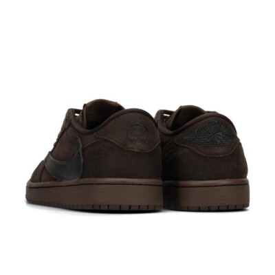 Size 5.5 - Travis Scott x Air Jordan 1 Retro OG SP Low Velvet