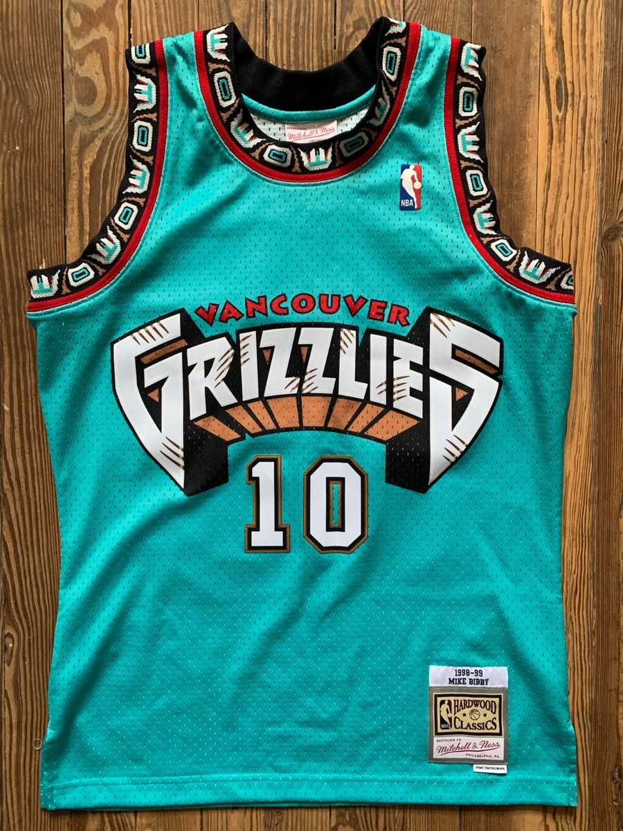Mike Bibby Men's Medium M Mitchell & Ness Swingman Vancouver