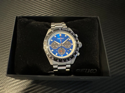 SEIKO PROSPEX Speedtimer Solar Chronograph Vivid Blue dial SSC931
