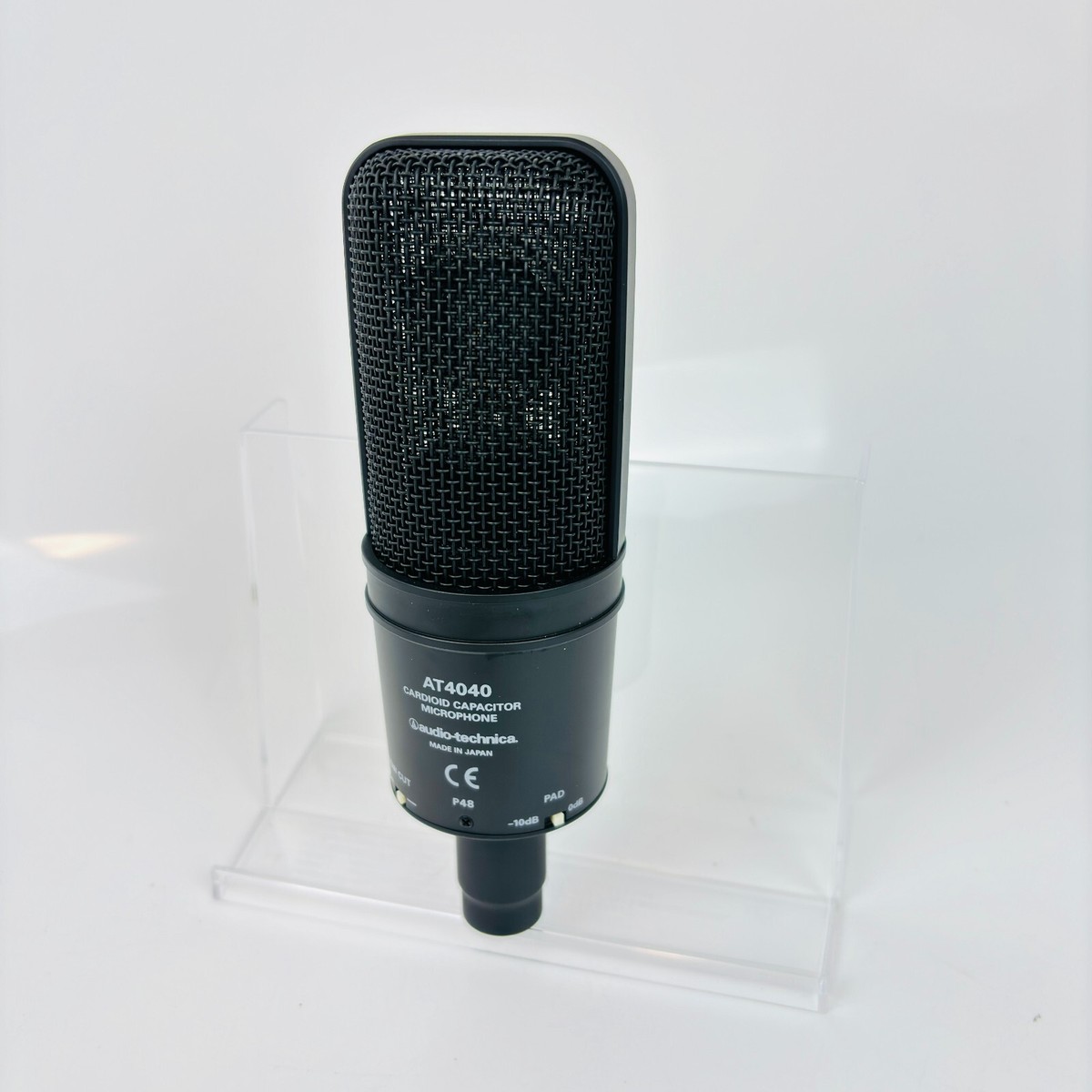 Audio-Technica AT4040 Large-Diaphragm Cardioid Condenser