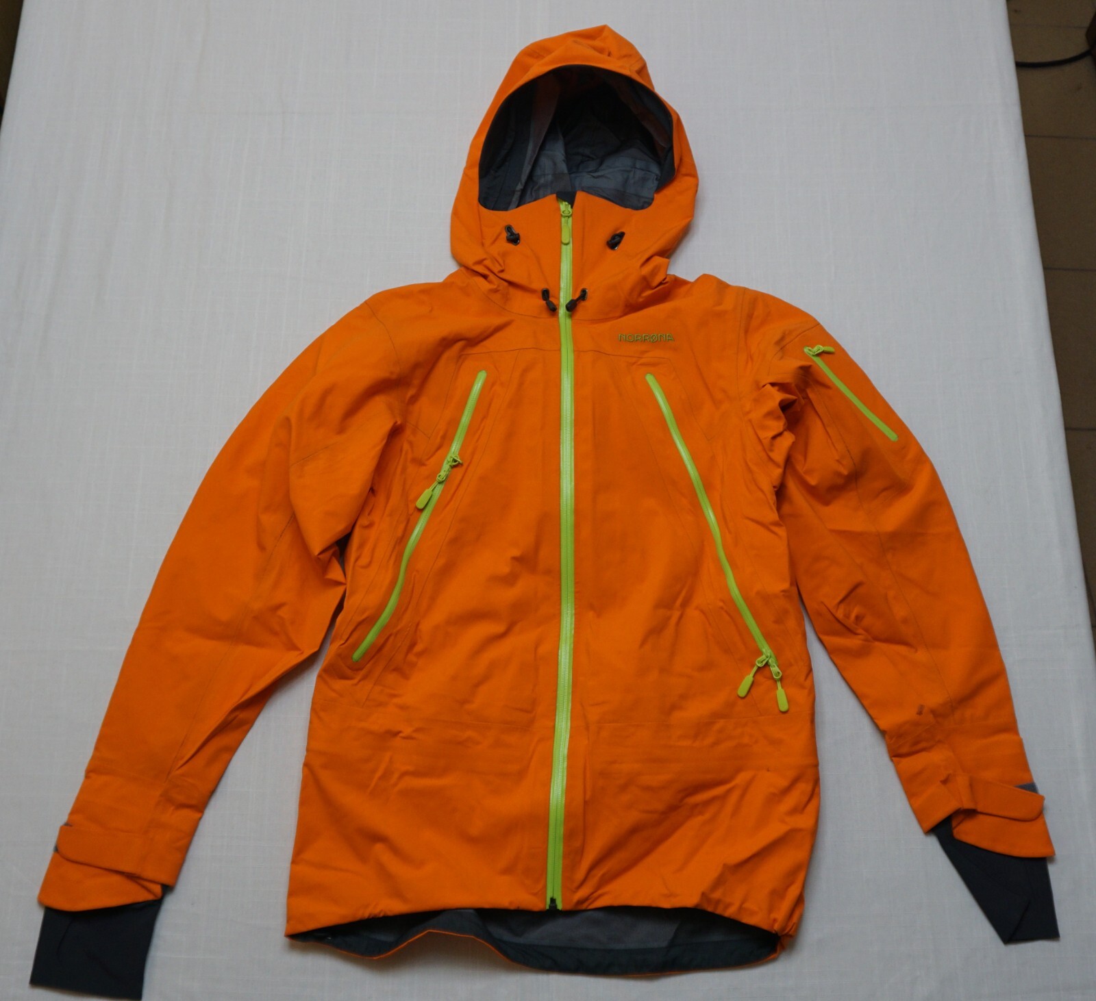 _57.JPG?set_id=880000500F