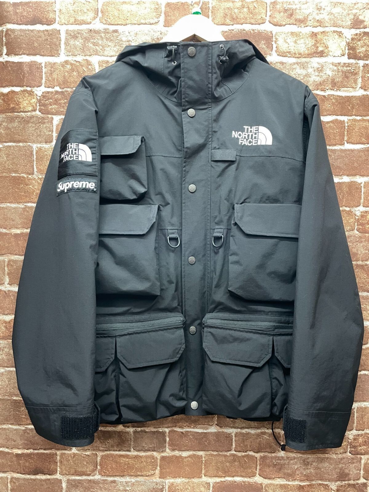Supreme / The North Face Cargo Series Jacket Black Mens Size:M