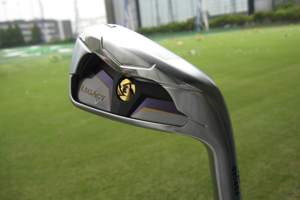 ラージキャビなのに打感がいい！」キャロウェイ レガシー アイアン