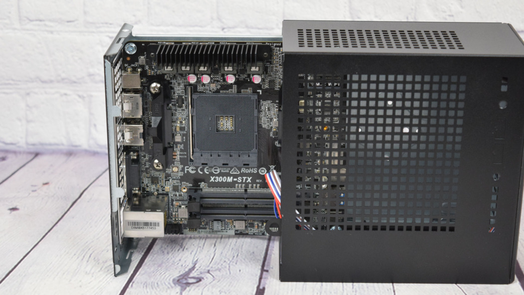 Asrock DeskMini X300 Review | PCMag