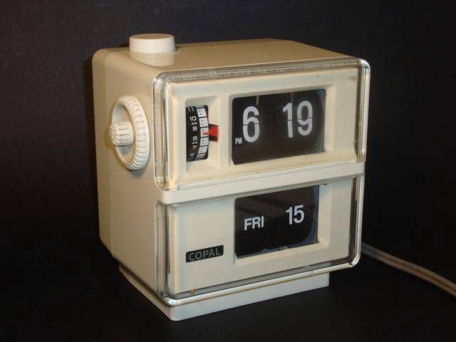 RETRO COPAL FLIP ALARM CLOCK DP-180 | Vintage Clock