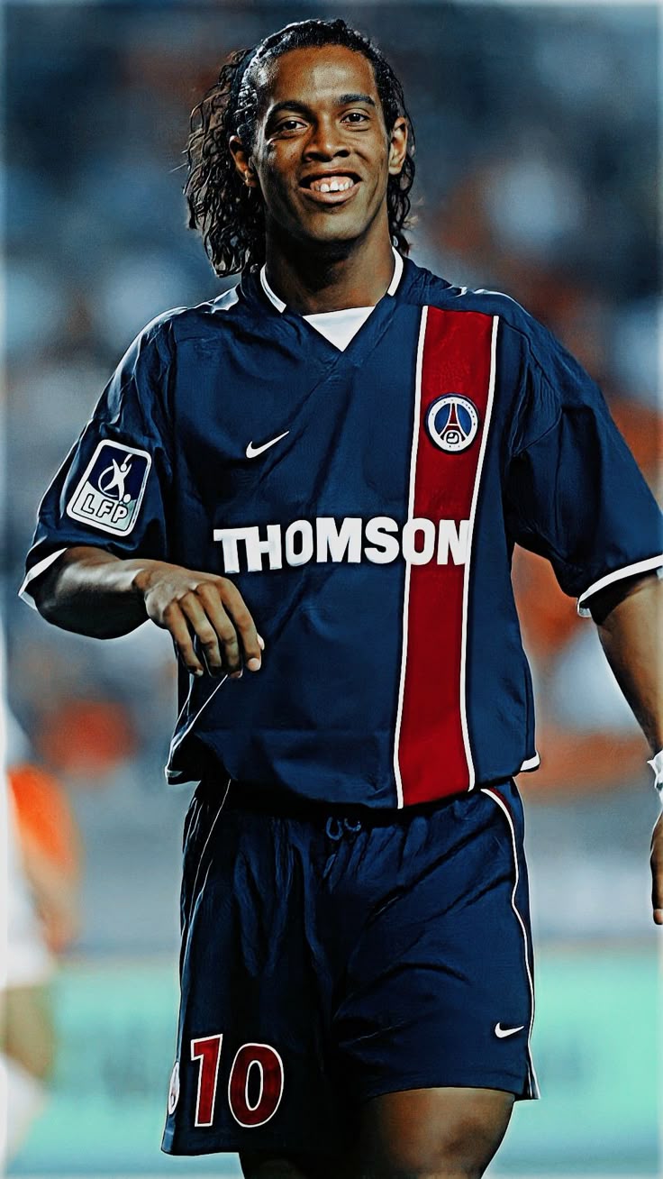 01-02 パリサンジェルマン ロナウジーニョ ユニフォーム（H） 【公式通販】