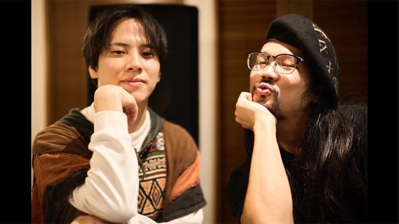 チャップマンスティックって知ってる？ - YouTube