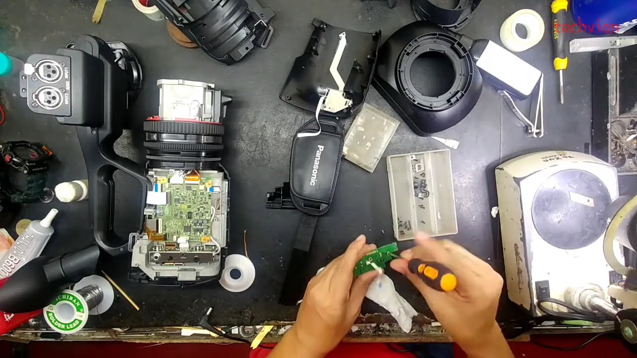 PANASONIC AG- AC90AP INTERMITTENT ZOOM/ FIX - YouTube