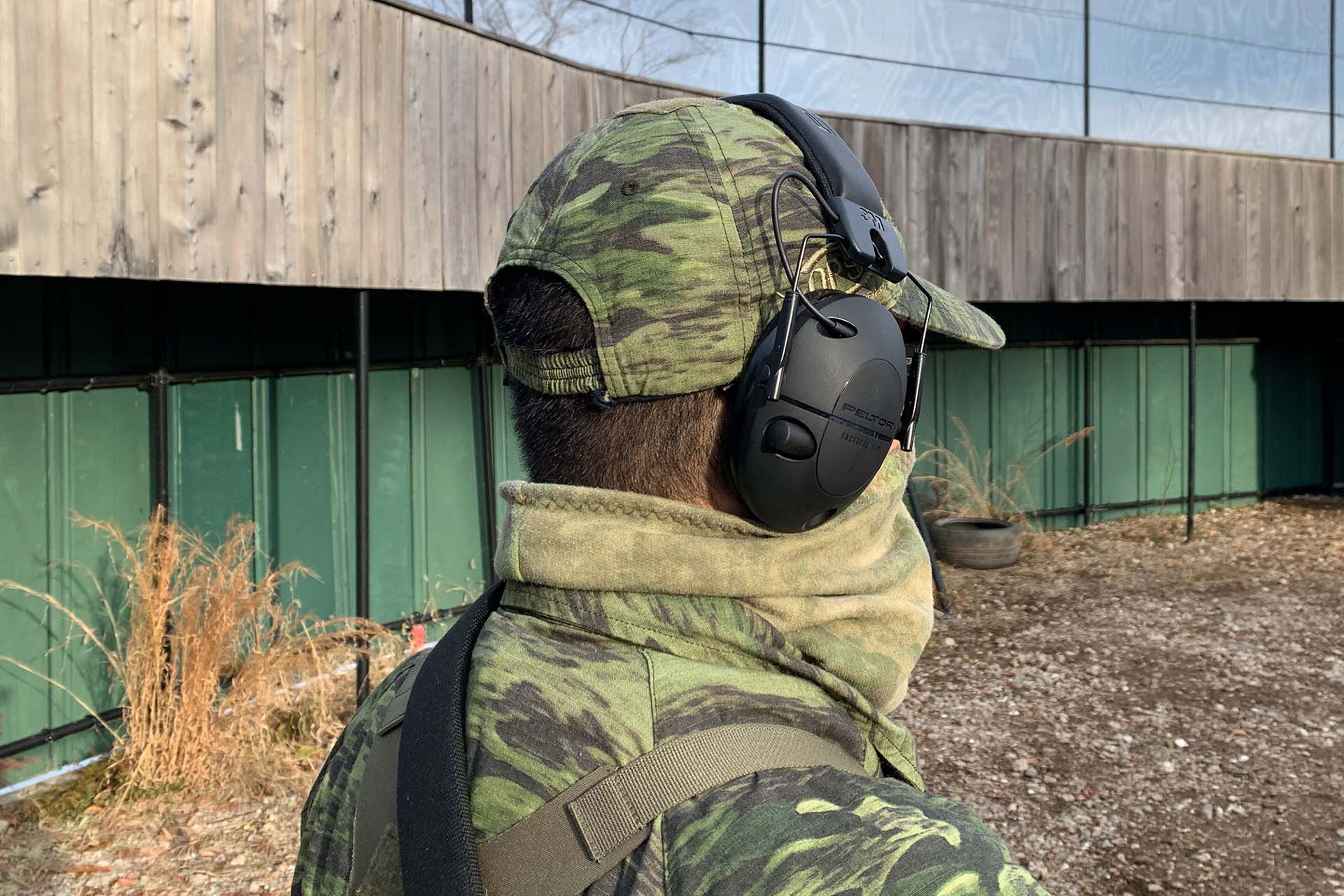 Peltor製デジタルイヤープロテクター、Sport Tactical 100 Electronic