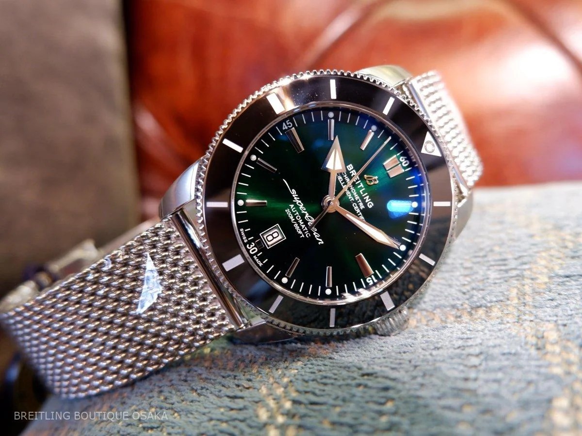 グリーン文字盤をブラックベゼルが引き締める！～スーパーオーシャン