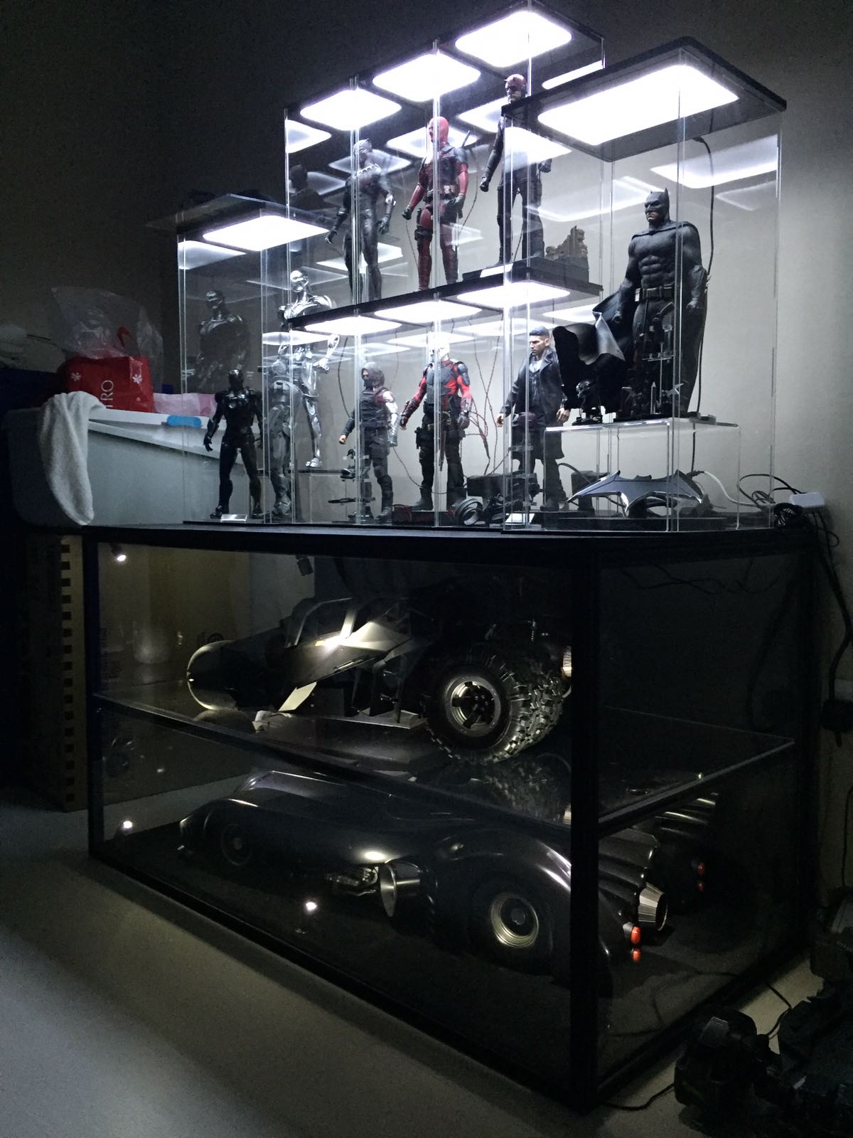 DF120 DISPLAY CUBE – L120 D60 H65 CM(L47.2” D23.6″ H25.6″) | BRICKCASE