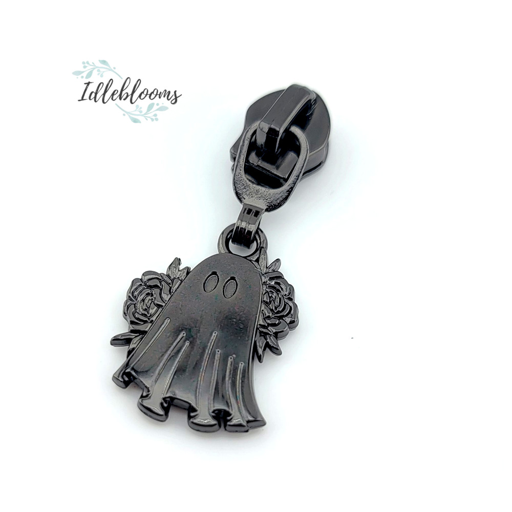 Floral Ghosts #5 Zipper Pull * Idleblooms