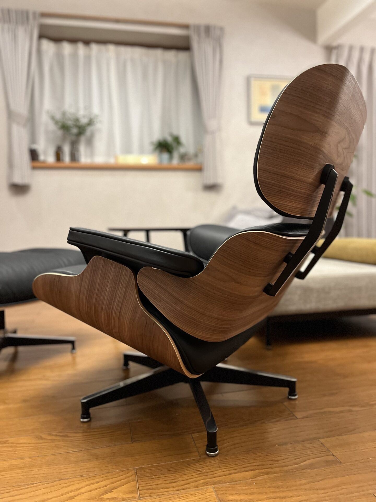 憧れの「イームズ ・ラウンジチェア」おすすめのリプロダクト製品は