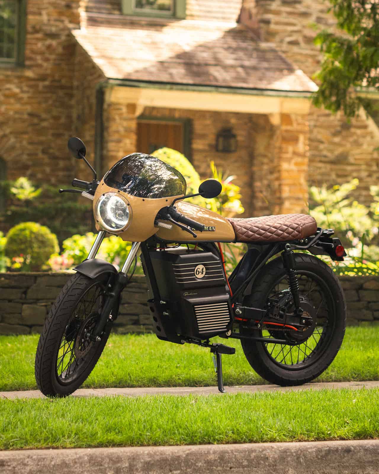 1960s Café Racer Reimagined in this Electric Motorcycle | Moss and Fog
