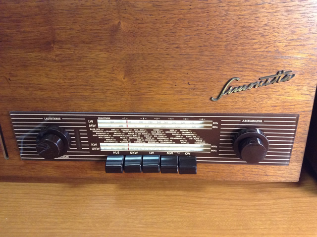 Simonetta」真空管ラジオの外部入力端子を調べてみた | 超入門：真空管