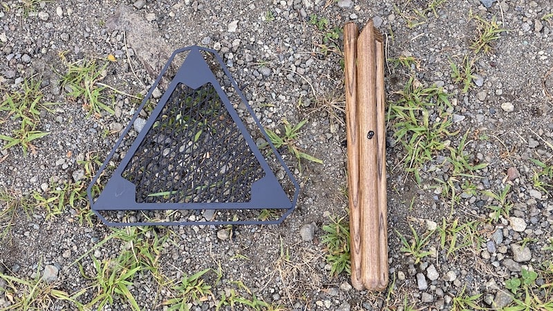 SomAbito（ソマビト）の焚き火side standが見た目・使い勝手が抜群！