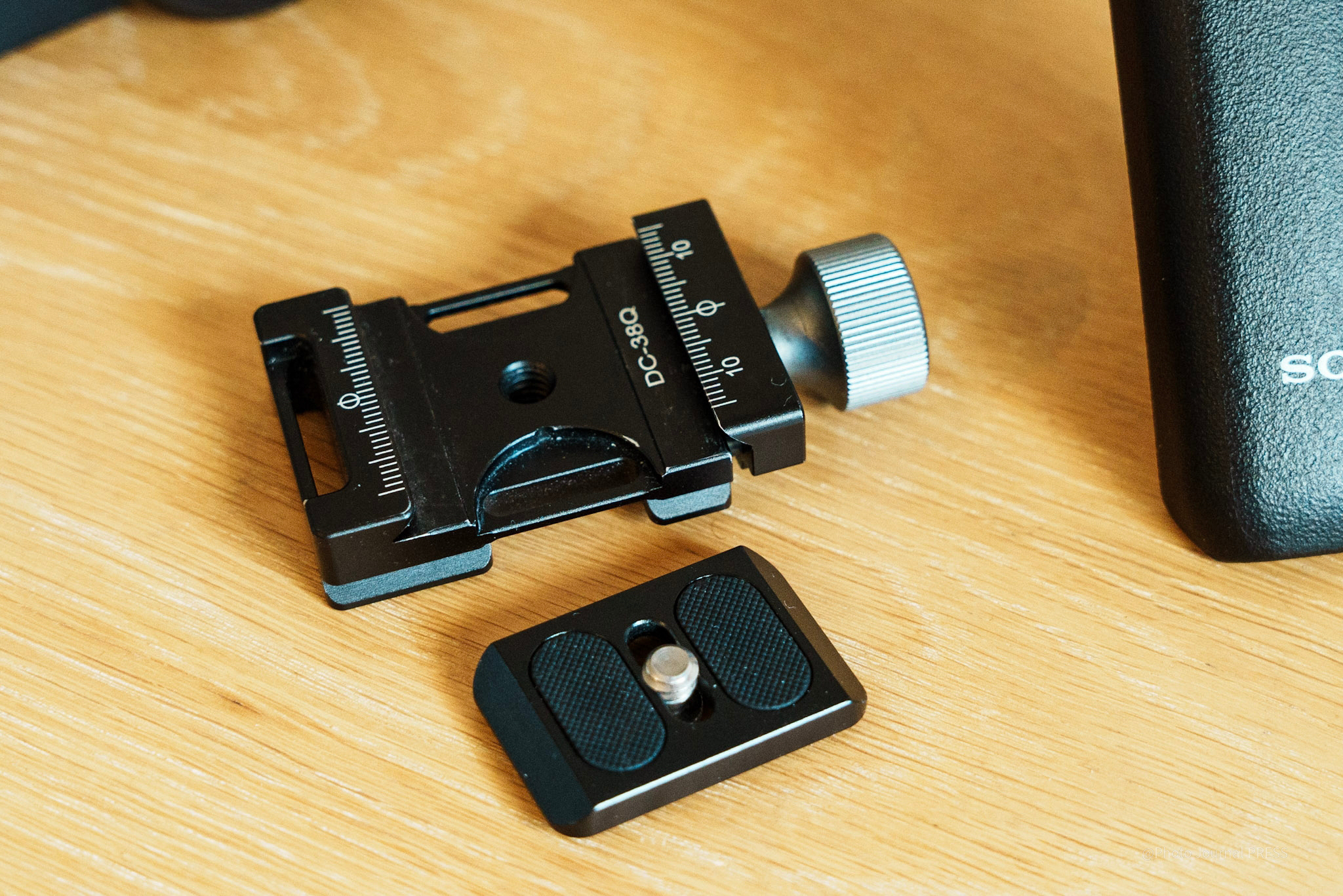 ZV-1F おすすめアクセサリー / SDカードやバッテリー 保護シートなど