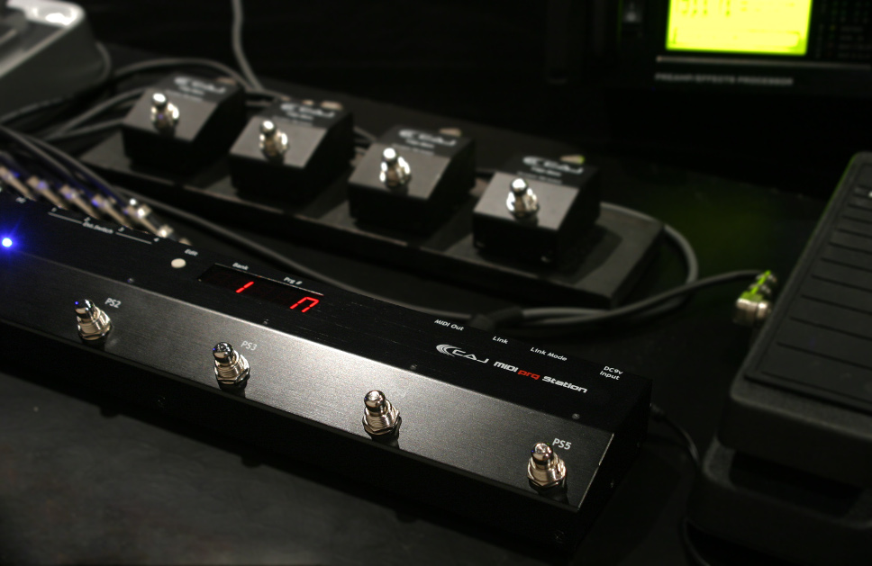 MIDIコマンドを簡単に操れるデジタル・デバイスのパートナー ｜CUSTOM