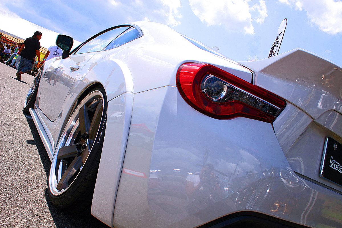 コレが車検対応!? 無理なく飾れる「トヨタ86用オーバーフェンダー