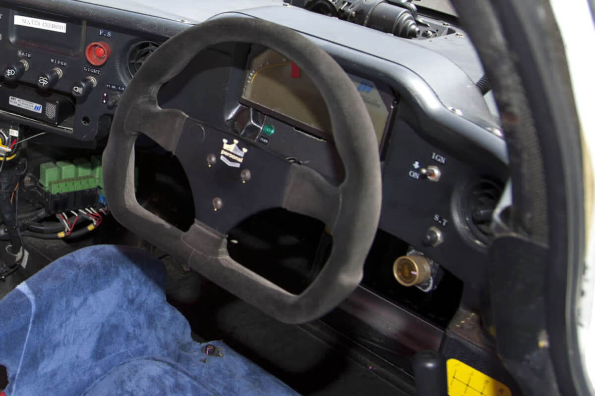 一生モノのステアリングは「ナルディ」と「モモ」！ ロングセラー製品