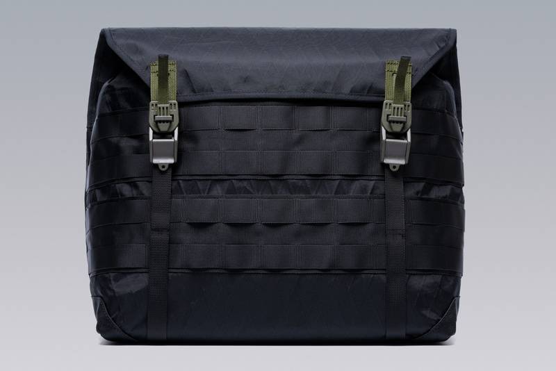 ACRONYM 3A-13TS Tec Sys Messenger Einsatztasche Black ] | REVERSIBLE
