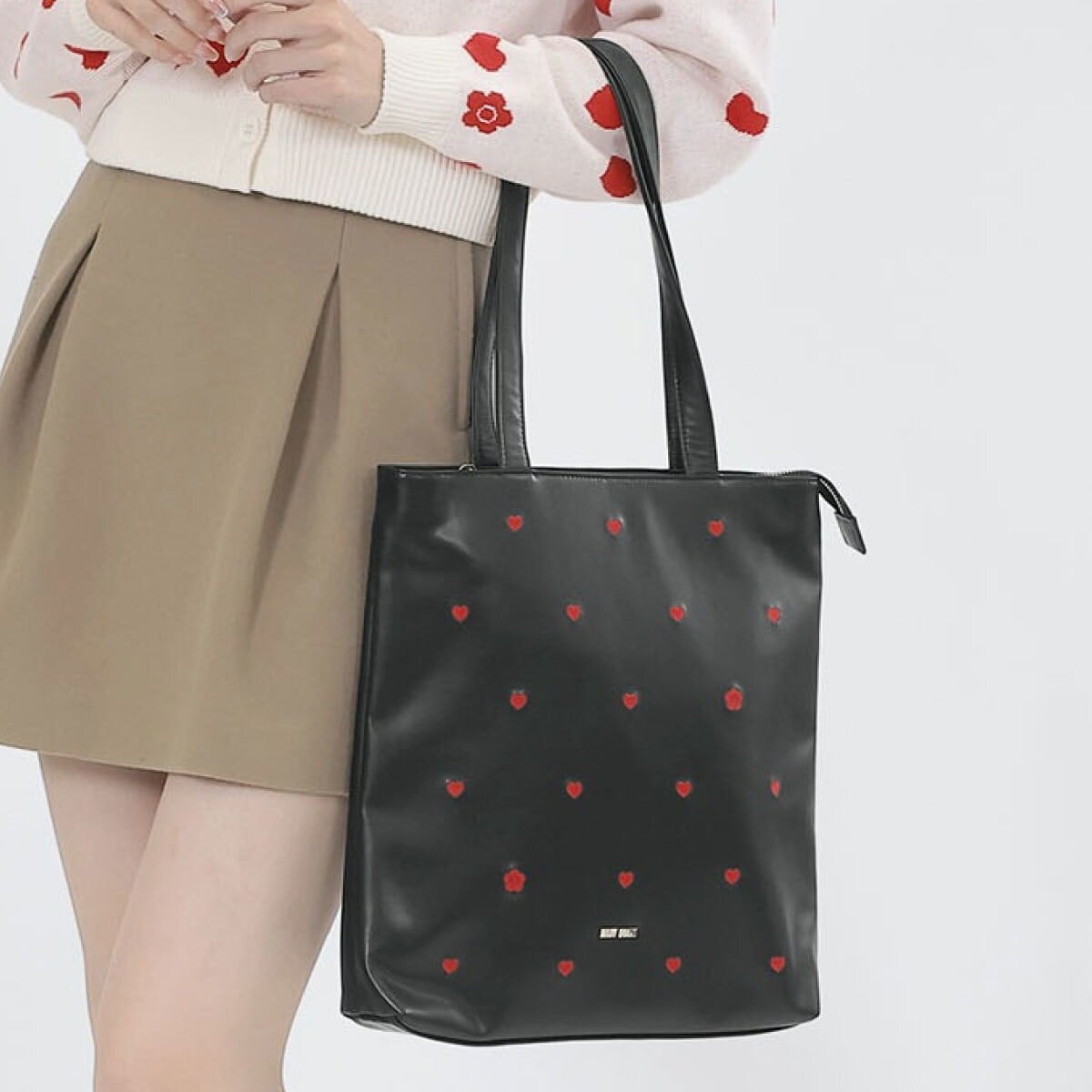 ハート刺繍 トート | マリークワント(MARY QUANT) | マルイウェブチャネル