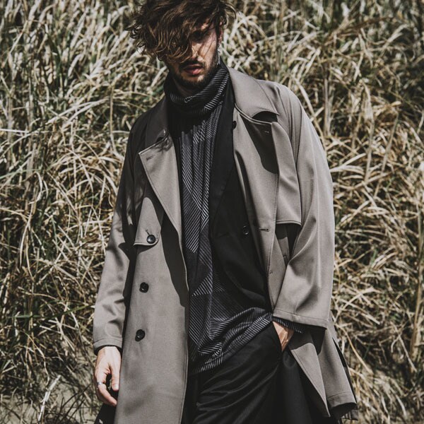 ダブルガンフラップBIGトレンチコート | ノーアイディー(NO ID