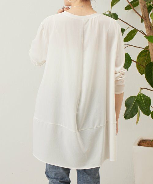 LIVETART》後ろドレープ Tブラウス （シャツ・ブラウス）｜BEARDSLEY