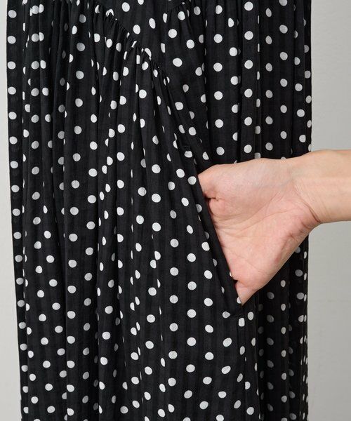 ドットギャザーワンピース （ロング・マキシ丈ワンピース）｜BEARDSLEY