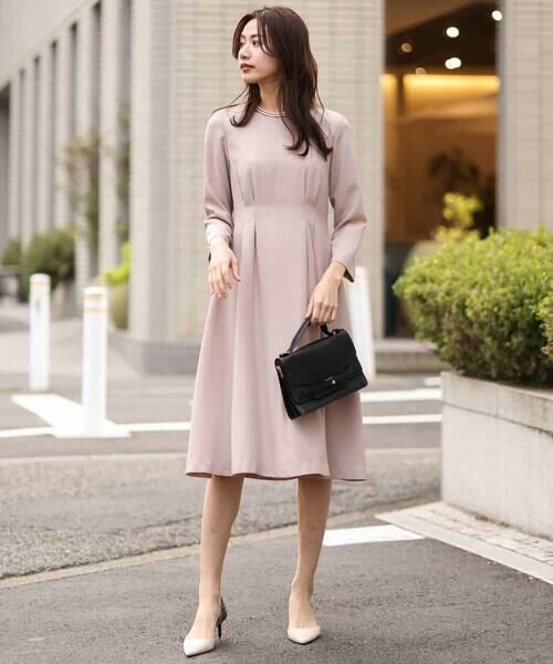 サテンジョーゼット タックワンピース （ロング・マキシ丈ワンピース