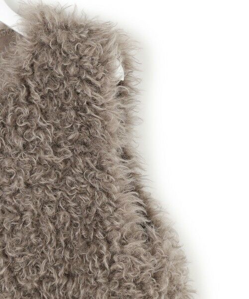 SLOW/一部店舗限定】フェイクファー ジレ （その他アウター）｜23区