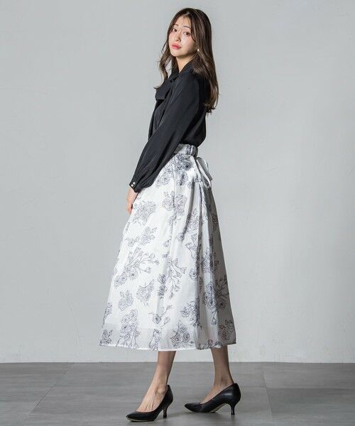 セール】 線描きフラワースカート≪セットアップ対応/洗濯機で洗える